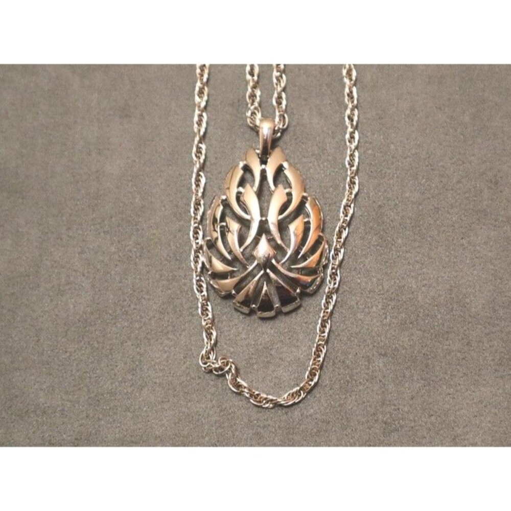 Vintage Trifari Layered Necklace Two Strand Teardrop